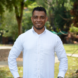 Carlos Zamora