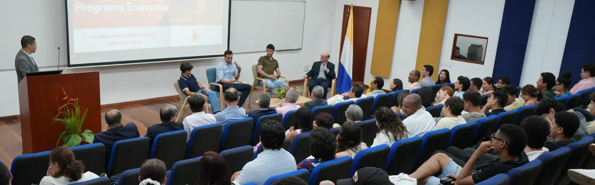 El programa de Economía de la Javeriana Cali celebró 25 años formando líderes con visión social