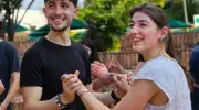 Estudiantes internacionales participando de una clase de salsa en la Javeriana Cali