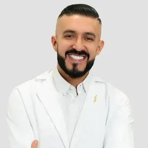 Darío Fernando Fuertes Bolaños 