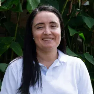 Elizabeth Patiño