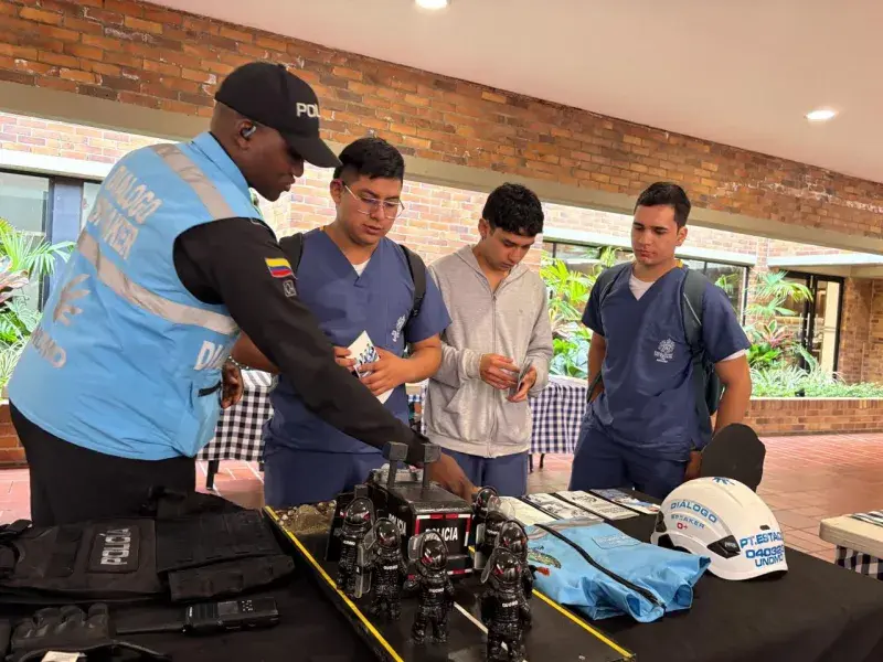 Feria de Seguridad y Movilidad Sostenible Javeriana Cali 
