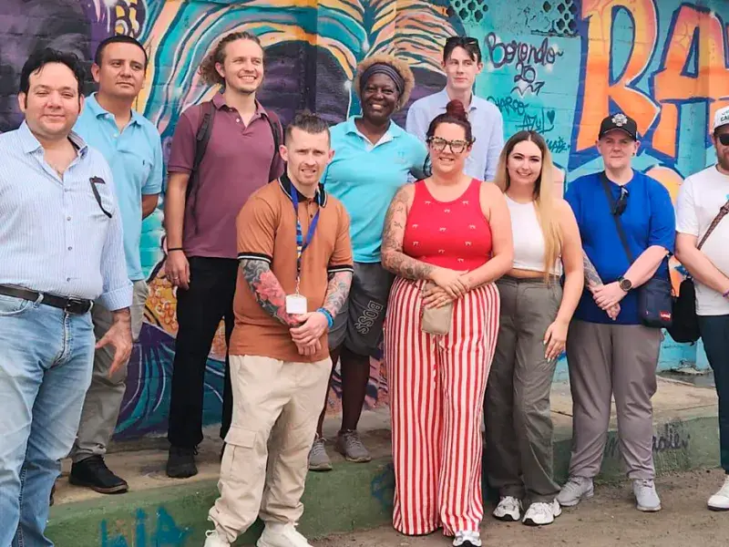 Estudiantes de Escocia descubren en Cali nuevas formas de transformar comunidades