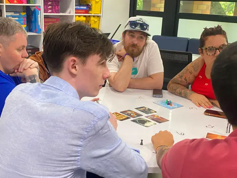 Estudiantes de Escocia descubren en Cali nuevas formas de transformar comunidades